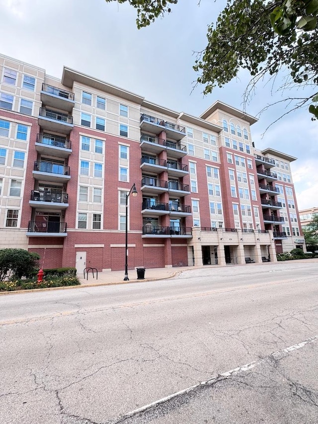 656 Pearson St Unit 512C, Des Plaines, IL 60016 - view of apartment building / complex