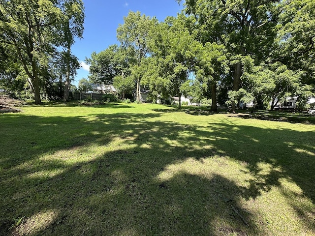 605 Washington St, Prophetstown, IL 61277 - view of green lawn