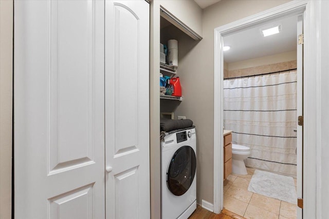 1415 W Lunt Ave Unit 402, Chicago, IL 60626 - washroom with washer / dryer