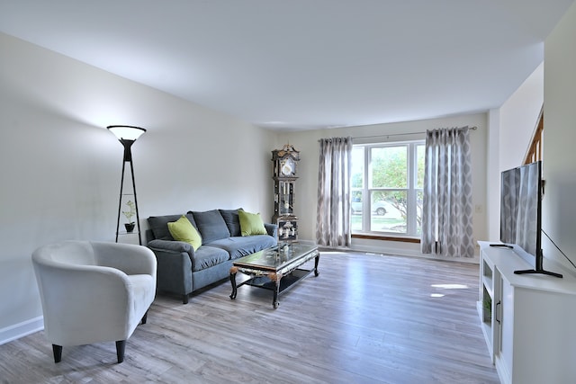 2020 Medinah Cir, Elgin, IL 60123 - living area with light wood-type flooring and baseboards