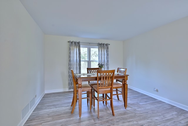 2020 Medinah Cir, Elgin, IL 60123 - dining area featuring light wood finished floors