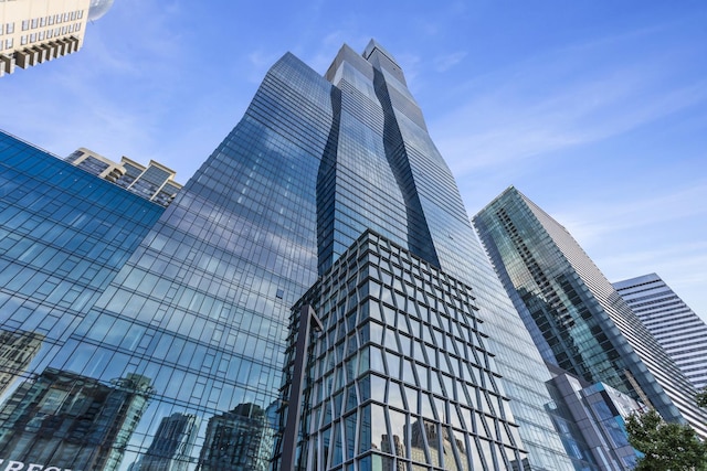 363 E Wacker Dr Unit 2503, Chicago, IL 60601 - view of building exterior