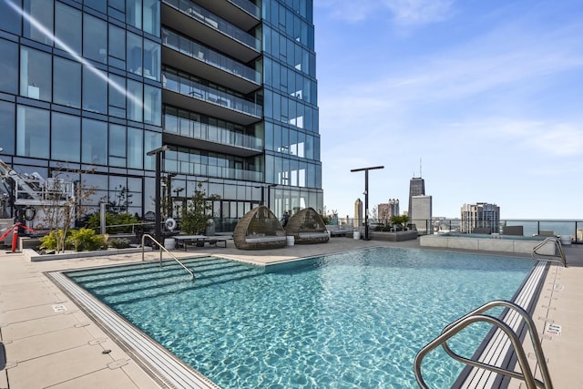 363 E Wacker Dr Unit 2503, Chicago, IL 60601 - view of community pool