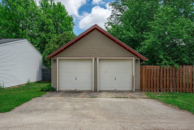 2326 Hancock St, Rockford, IL 61103 - view of detached garage