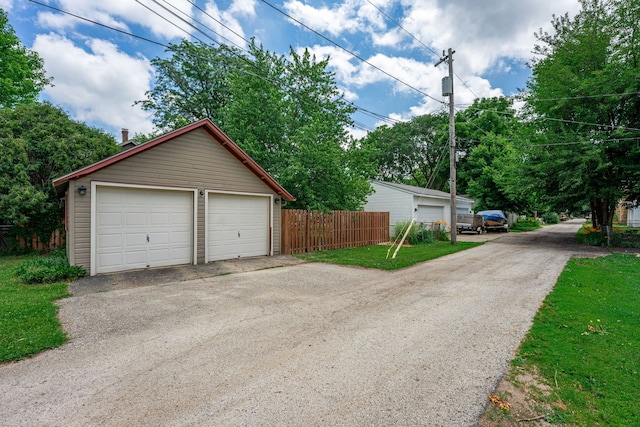 2326 Hancock St, Rockford, IL 61103 - view of detached garage
