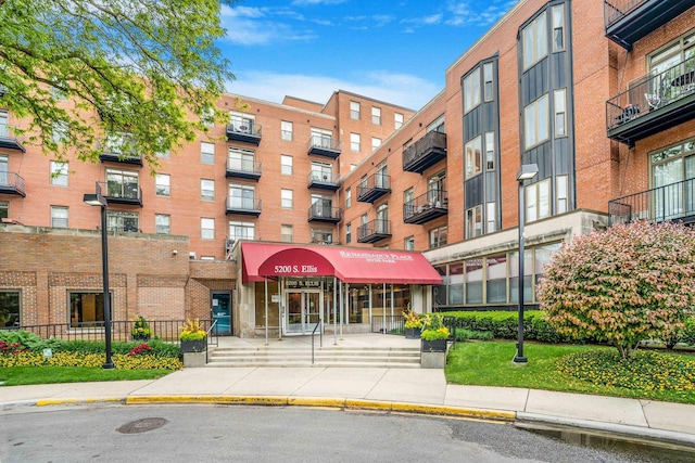 5200 S Ellis Ave Unit 318, Chicago, IL 60615 - view of apartment building / complex