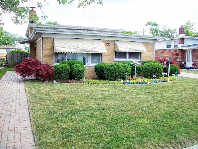 163 Hawthorne Ln, Chicago Heights, IL 60411 - photo 1