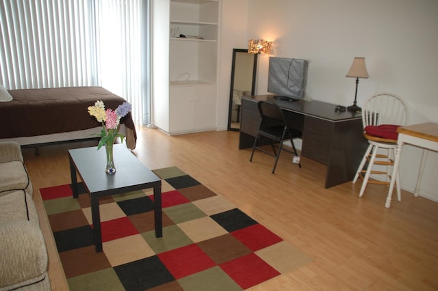 21 W Goethe St Unit 17C, Chicago, IL 60610 - office featuring wood finished floors and built in features