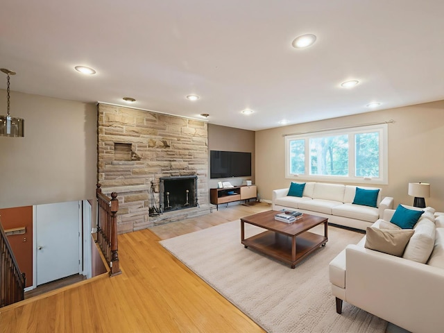 235 S Cedar St, Palatine, IL 60067 - living area featuring wood finished floors, recessed lighting, and a fireplace
