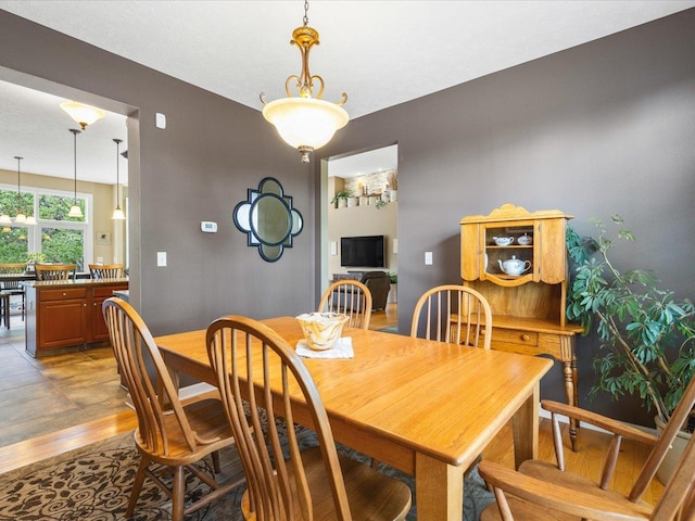 7681 Highlands Dr, Rockford, IL 61102 - dining area with light wood-style floors
