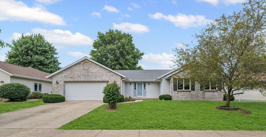 4108 Englewood Dr, Champaign, IL 61822 - photo 1
