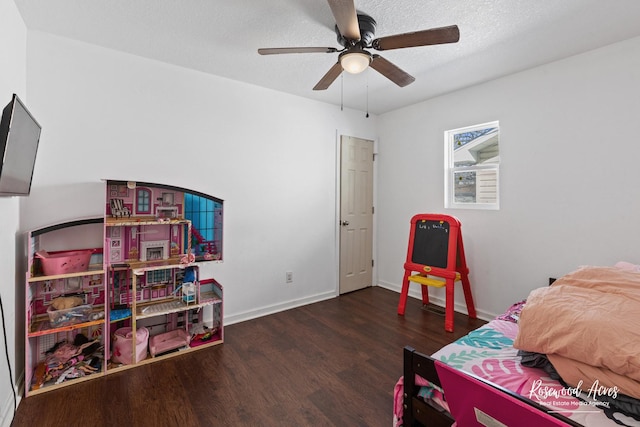 245 N 6th Ave, Kankakee, IL 60901 - bedroom with wood finished floors and a ceiling fan