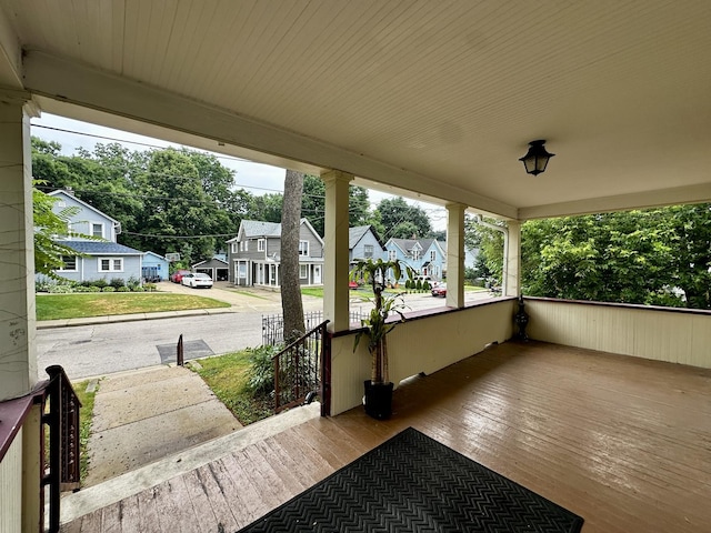 39 Leonard St, Elgin, IL 60123 - covered porch featuring a residential view