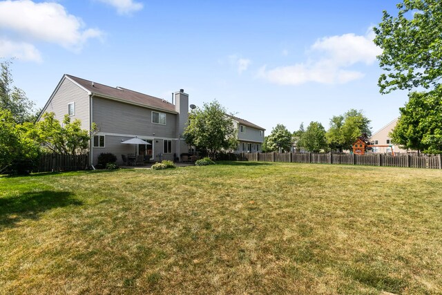 1356 Geneva Ln, Cary, IL 60013 - view of yard featuring a patio area