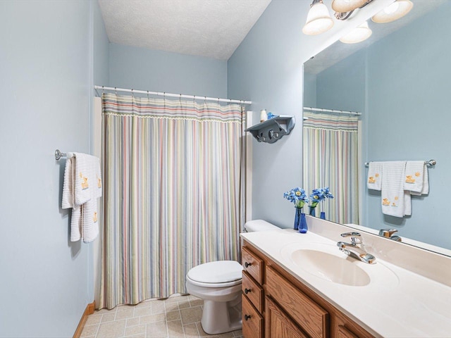 1375 Coven Cir, Davis, IL 61019 - full bathroom with vanity, a shower with shower curtain, and a textured ceiling