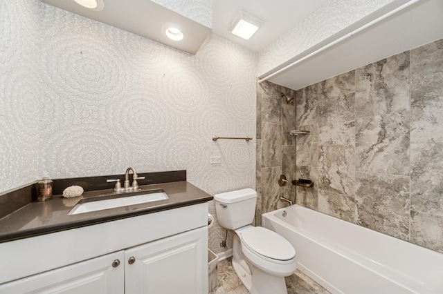 72 Atteridge Rd, Lake Forest, IL 60045 - full bath with vanity and tub / shower combination