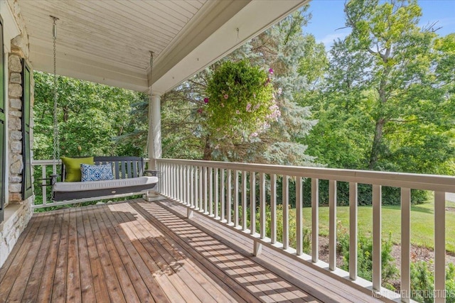 25660 N Countryside Dr, Lake Barrington, IL 60010 - view of wooden terrace