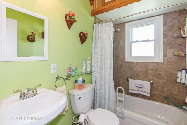19705 Glennell Ave, Mokena, IL 60448 - full bath featuring a sink and shower / bath combination with curtain