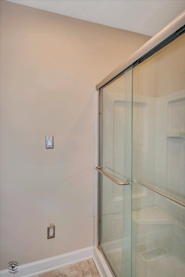 7235 174th Pl, Tinley Park, IL 60477 - full bathroom with baseboards and a shower stall