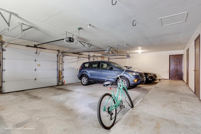 11207 Cottonwood Dr Unit 21C, Palos Hills, IL 60465 - garage with a garage door opener