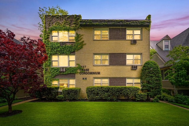 1527 W Chase Ave Unit 3A, Chicago, IL 60626 - photo 1
