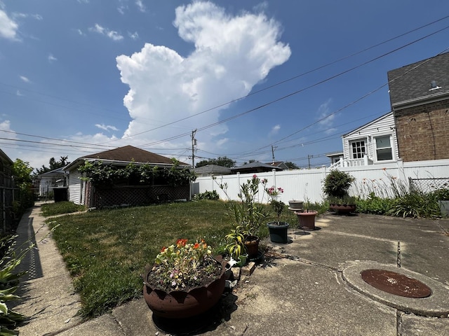 3506 N Rutherford Ave, Chicago, IL 60634 - view of yard with a patio area