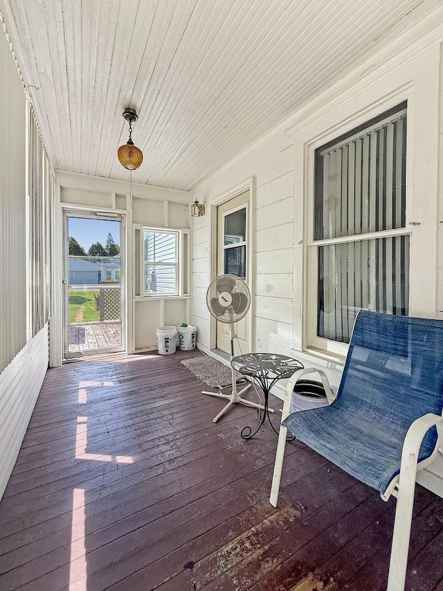 401 S Chestnut St, Shannon, IL 61078 - view of sunroom