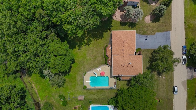 10S125 Springbrook Dr, Naperville, IL 60565 - bird's eye view of a pool area