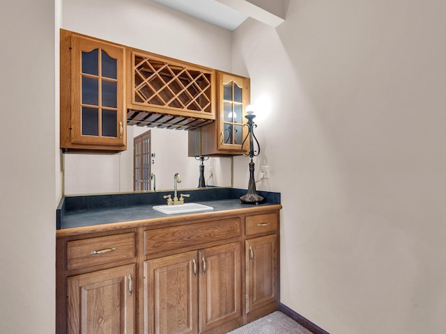231 Deer Ln, Sleepy Hollow, IL 60118 - indoor wet bar featuring baseboards and carpet
