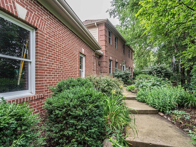 231 Deer Ln, Sleepy Hollow, IL 60118 - view of side of property featuring brick siding
