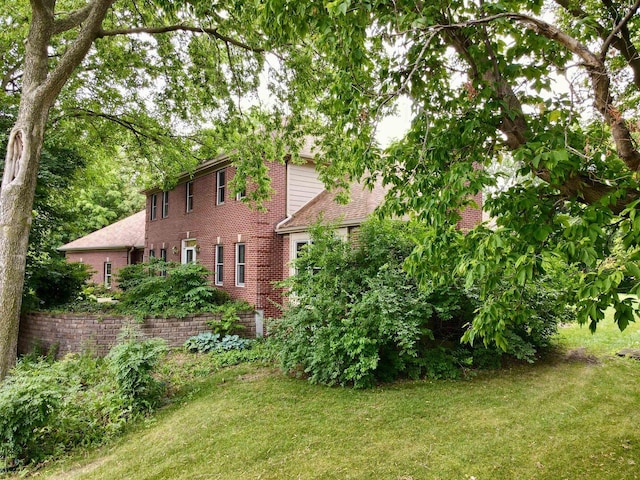 231 Deer Ln, Sleepy Hollow, IL 60118 - view of grassy yard