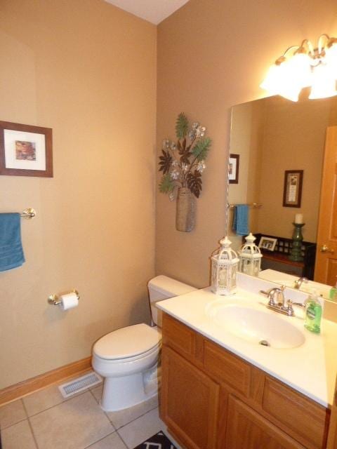 41W951 Hunters Hill Dr, Saint Charles, IL 60175 - bathroom featuring tile patterned floors and vanity