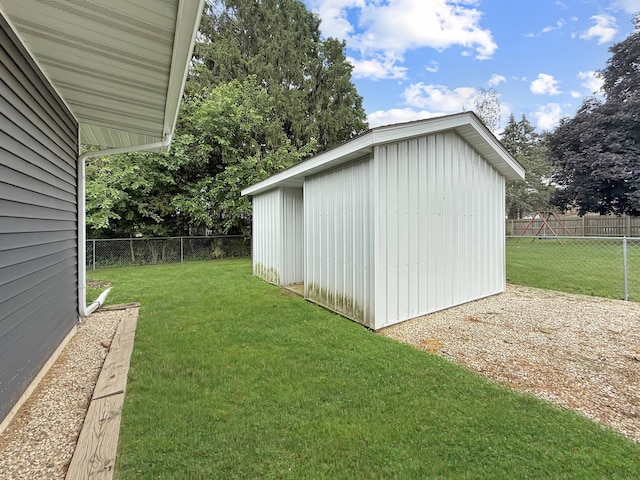 701 E Soper St, Winnebago, IL 61088 - view of yard featuring a shed