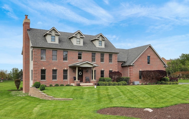 575 Hidden Creek Dr, Antioch, IL 60002 - photo 2