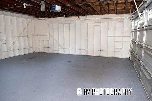 9828 Warren Ave, Oak Lawn, IL 60453 - garage featuring a garage door opener