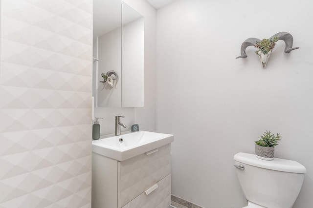 8306 Portsmouth Dr Unit 22B, Darien, IL 60561 - bathroom with vanity and toilet