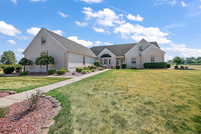 4751 N 5500w Rd, Kankakee, IL 60901 - traditional home featuring brick siding and a front yard