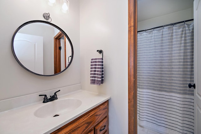 4751 N 5500w Rd, Kankakee, IL 60901 - bathroom featuring vanity and a shower with shower curtain