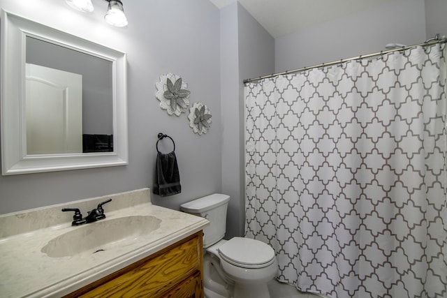 4751 N 5500w Rd, Kankakee, IL 60901 - full bath featuring vanity and a shower with curtain