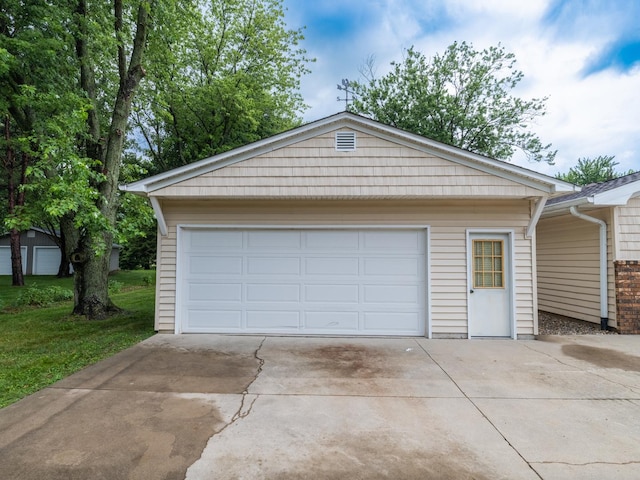 14746 Mercury Ln, Bloomington, IL 61705 - view of detached garage