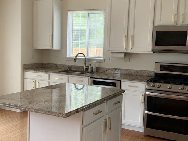 407 W Waterbury Dr, Round Lake, IL 60073 - photo 8