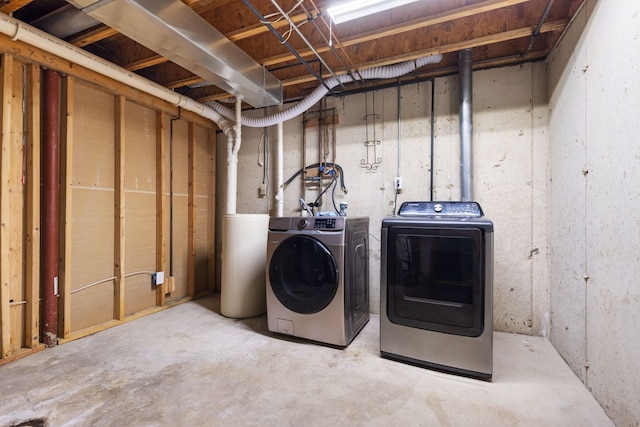 2225 National Sewing Ave, Belvidere, IL 61008 - laundry area with washer and dryer
