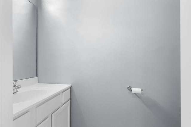 2225 National Sewing Ave, Belvidere, IL 61008 - bathroom featuring vanity