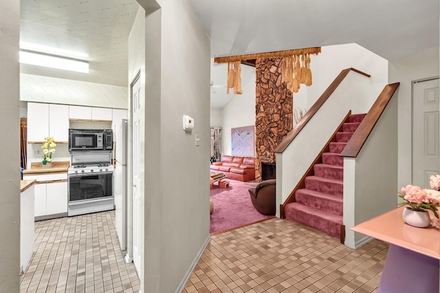 136 Windwood Ct Unit 31, Buffalo Grove, IL 60089 - photo 11