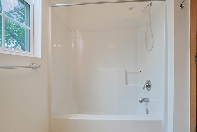12243 Quail Ridge Dr, Huntley, IL 60142 - full bath featuring shower / tub combination