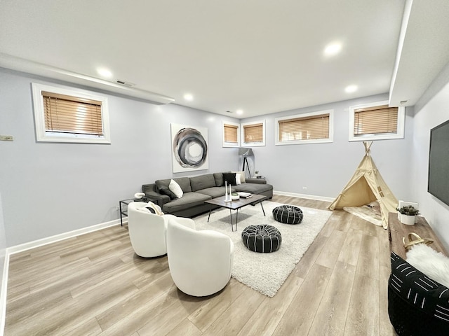 1617 N Hermitage Ave Unit 1S, Chicago, IL 60622 - living room with light wood-type flooring and recessed lighting