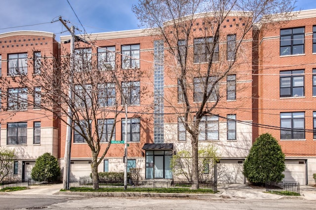 522 N Elizabeth St Unit 2S, Chicago, IL 60642 - photo 1