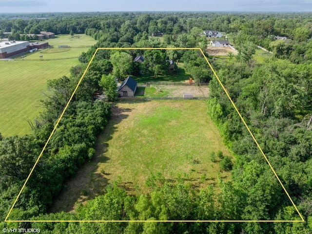 1899 Hilltop Ln, Bannockburn, IL 60015 - aerial view of sparsely populated area featuring property boundaries highlighted