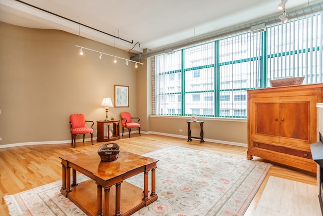 1020 S Wabash Ave Unit 7C, Chicago, IL 60605 - sitting room featuring wood finished floors and track lighting