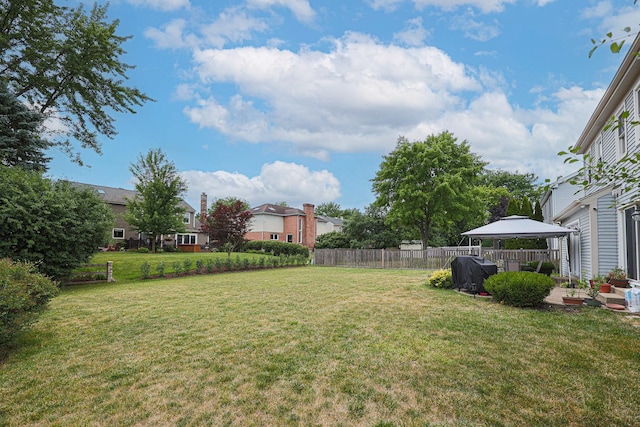 711 W Nichols Rd, Arlington Heights, IL 60004 - view of yard featuring a gazebo